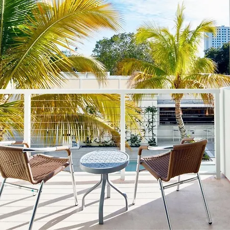 萨拉索塔现代酒店（The Sarasota Modern，A Tribute Portfolio Hotel）外部照片