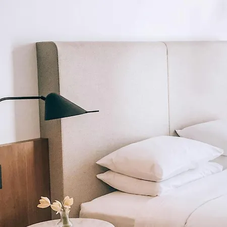 萨拉索塔现代酒店（The Sarasota Modern，A Tribute Portfolio Hotel）外部照片